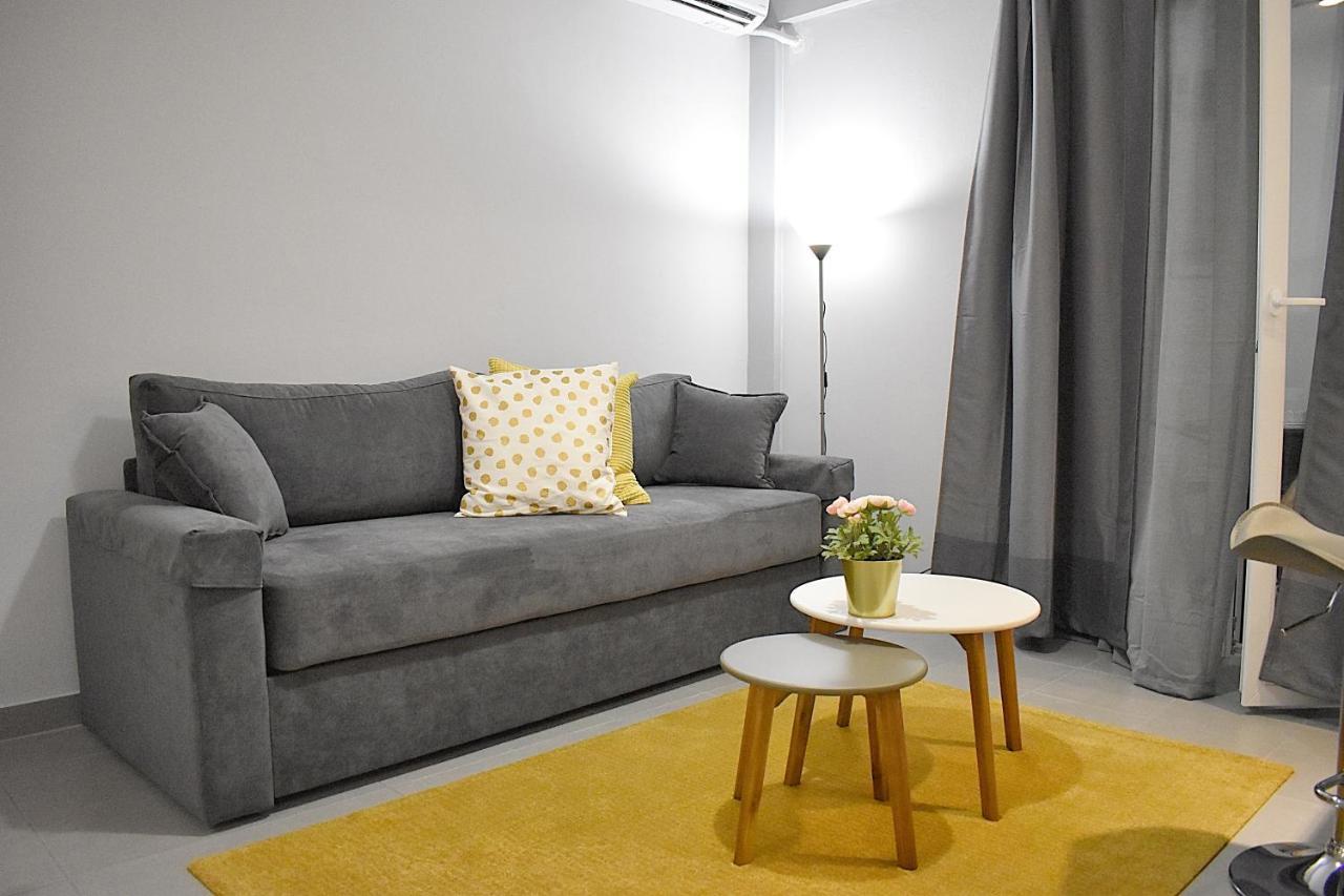 Check Point - Acropolis Apartment Athena Bagian luar foto