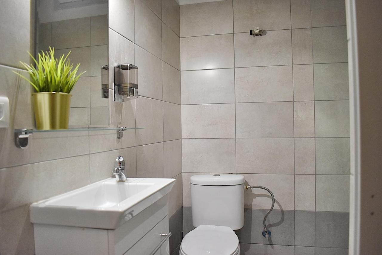 Check Point - Acropolis Apartment Athena Bagian luar foto