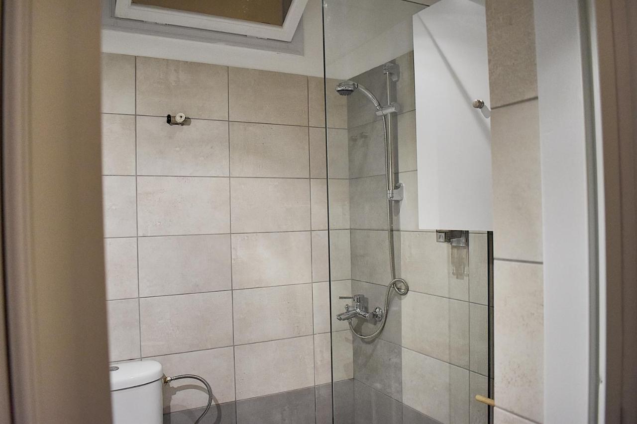 Check Point - Acropolis Apartment Athena Bagian luar foto